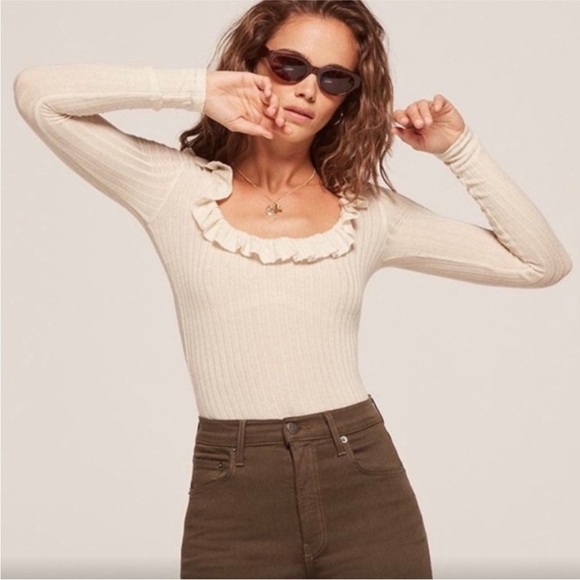 Reformation long sleeve ruffle collar top in cream NWT - Picture 1 of 4